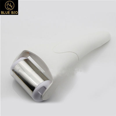 Rodillo de acero inoxidable de Derma del masaje de la terapia del cuidado de piel del rodillo del hielo del rodillo facial frío del PDA